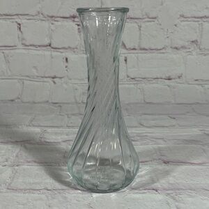 Vintage Hoosier Swirled Clear Glass Bud Vase 4064